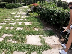 Tetona, Despelote, Madres para coger, Tetas naturales, Público, Ruso, Solo, Juguetes