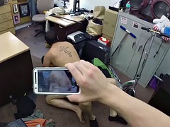Leie, Grosser schwanz, Blasen, Aufs gesicht abspritzen, Schwul, Handjob, Büro, Reiten