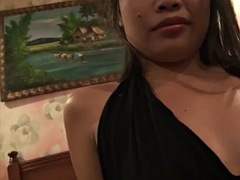 TRIKEPATROL Shy Filipina Blows Lucky Tourist