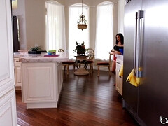 Nana, Gros seins, Noire, Plantureuse, Gode, Lesbienne, Seins naturels, Orgasme