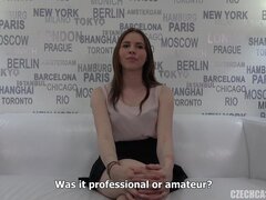 Gros seins, Sucer une bite, Brunette brune, Tir de sperme, Hd, Pov, Étudiant, Adolescente