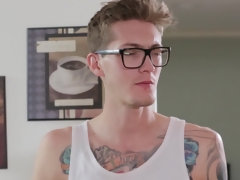 Your Mom's The Bomb, Scene 5