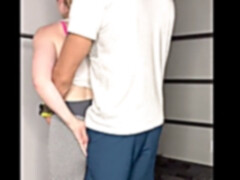 Paar, Sporthalle, Masturbation, Dürr