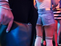 Bekleidet, Tanzen, Interrassisch, Küssen, Lesbisch, Orgie, Party, Muschi