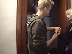 Большой член, Минет, Чешки, Зрелые, Милф, Мамочка