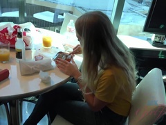 Amateur, Cuarto de baño, Penetracion con dedos, Novia, Orgasmo, Al aire libre, Pov, Mojado