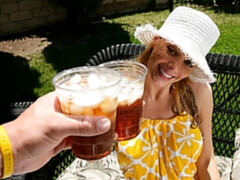 Grote kont, Pijpbeurt, Hondjeshouding, Masturbatie, Moeder die ik wil neuken, Gezichtspunt, Geschoren, Tieten likken