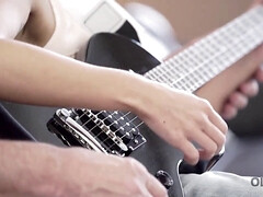 Папочка, Член, Хд, Каблуки, Натуральные сиськи, Киски, Реалити, Молоденькие