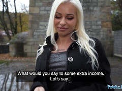 ブロンド, フェラチオ, エロ熟女, チン, 淫乱熟女, アウトドア, 公共, 教師