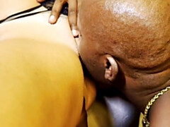 Cul, Dingue, Fait maison, Interracial, Fille latino, Mère que j'aimerais baiser, Chatte, Nénés