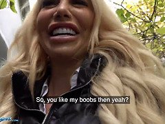 Pijpbeurt, Oudere vrouw, Sperma shot, Hd, Moeder, Orgasme, Openbaar, Tieten likken