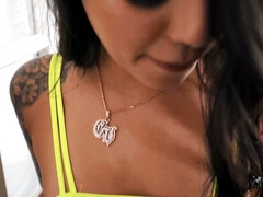 Blondine, Blasen, Kehlenfick, Latina, Flotter dreier