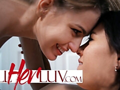 18 jaar, Blond, Bruinharig, Likken, Klein, Kut duiken, Tiener, Nat