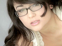 Femjoy Glasses honey Sophia Jade in CandlePlay