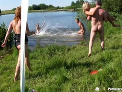 Habillées, Nourriture, Fait maison, Lesbienne, De plein air, Fête, Public, Echangistes