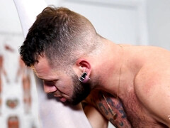 Culo, Gorda, Mamada, Estilo perrito, Corridas faciales, Perforación, Tatuaje, Tetas