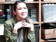 Aziatisch, Pijpbeurt, Gevangen, Hondjeshouding, Geschoren, Mager, Tiener, Tieten likken