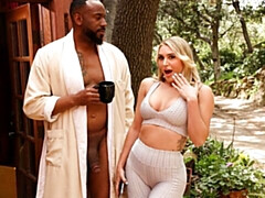 Culo grande, Verga grande, Tetas grandes, Rubia, Mamada, Estilo perrito, Interracial