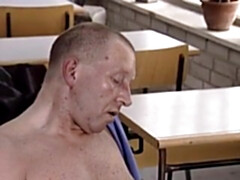 Teeny Exzesse 76 - Die Schulschwaenzerin