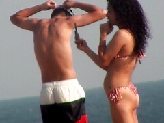 Gros cul, Fait maison, Fille latino, Masturbation, De plein air, Public, Adolescente, Voyeur