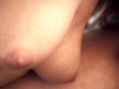 Schlampe, Blasen, Braunhaarige, Hundestellung, Natürlichen titten, Im freien, Jungendliche (18+), Titten