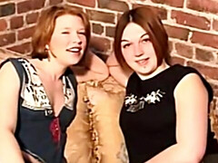 18 летние, Любители, Домашнее видео, Лесбиянка, Крошечные, Бритые, Сиськи, Игрушки