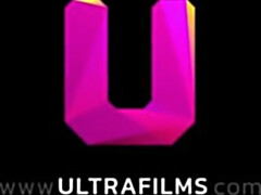 18 jahre, Bad, Grosse titten, Freund, Vollbusig, Hundestellung, Dusche, Titten