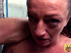 フェラチオ, イく瞬間, なめる, 淫乱熟女, 公共, 義母, タトゥー, オッパイの