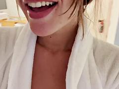 Amateur, Attrapée, Petite amie, Hard, Hôtel, Masturbation, Pov, Public