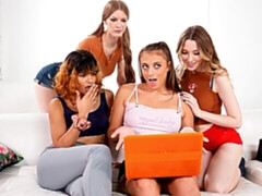 Lesbienne, Léchez, Masturbation, Seins naturels, Maigrichonne, Dénudage, Adolescente, Nénés