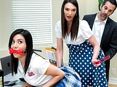 Kont, Pijpbeurt, Hondjeshouding, 1 man 2 vrouwen, Natuurlijke tieten, Kut duiken, Mager, Tieten likken