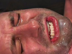 Asiatisch, Sadomasochismus, Spermaladung, Fingern, Schwul, Transfrau