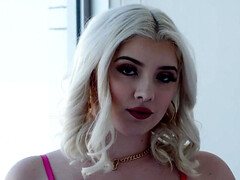 Gros cul, Blonde, Sucer une bite, Éjaculation interne, Gorge profonde, Branlette thaïlandaise, Hard, Adolescente