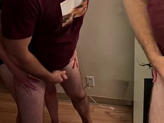 Любители, Анальный секс, Одетые девушки голые парни, Рогоносцы, Женское доминирование, Массаж, Милф, Страпон