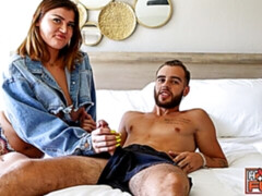 Dormitorio, Culo grande, Verga grande, Mamada, Morena, Estilo perrito, Masturbación, Tatuaje