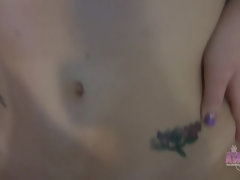 Noire, Sucer une bite, Pieds, Branlette thaïlandaise, Lesbienne, Orgasme, Petite femme, Grande