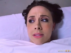 Grosse titten, Braunhaarige, Aufs gesicht abspritzen, Flotter vierer, Massage, Öl, Realität, Rotschopf