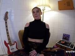 Любители, Вчетвером, Поцелуи, Лизание, Рыжие, Сквиртинг, Молоденькие, Сиськи