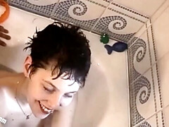 Blasen, Geschnappt, Erstes mal, Lecken, Mann mann frau, Nackt, Muschi, Dusche
