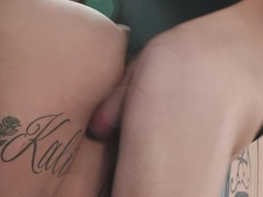 Enthousiasteling, Amerikaans, Kont, Lul, Hondjeshouding, Buiten, Kut duiken, Tatoeage