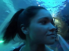 Leie, Bikini, Braunhaarige, Freundin, Nackt, Zierlich, Pov, Titten