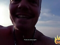 Grosser schwanz, Braunhaarige, Spermaladung, Aufs gesicht abspritzen, Hd, Im freien, Pov, Tätowierung