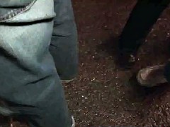 Любители, Эксгибиционист, На публике