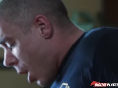 Pijpbeurt, Sperma shot, Lul, Hondjeshouding, Likken, Kantoor, Kort haar, Tatoeage