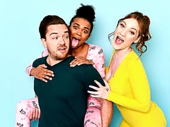 Kont, Zwart, Hondjeshouding, Zwart, 1 man 2 vrouwen, Interraciaal, Tiener, Trio