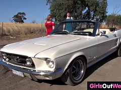 舐める尻, ブロンド, 茶髪の, 指いじり, レズビアン, オナニー, アウトドア, ティーン