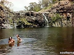 Penetracion con dedos, Peludo, Hd, Lamidas, Al aire libre, Coño, Tetas, Voyeur