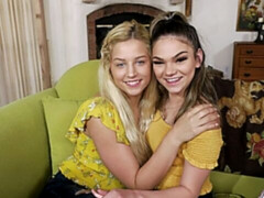 Culo, Besar, Lesbiana, Tetas naturales, Coño, Afeitado, Adolescente, Tetas