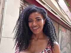 Gros seins, Noire, Noir ébène, Allemand, Hard, Interracial, Public, Maigrichonne
