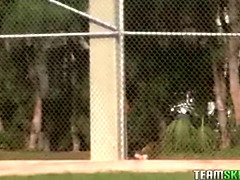 18 ans, Sucer une bite, Gym, Hd, Massage, Seins naturels, Fils, Nénés